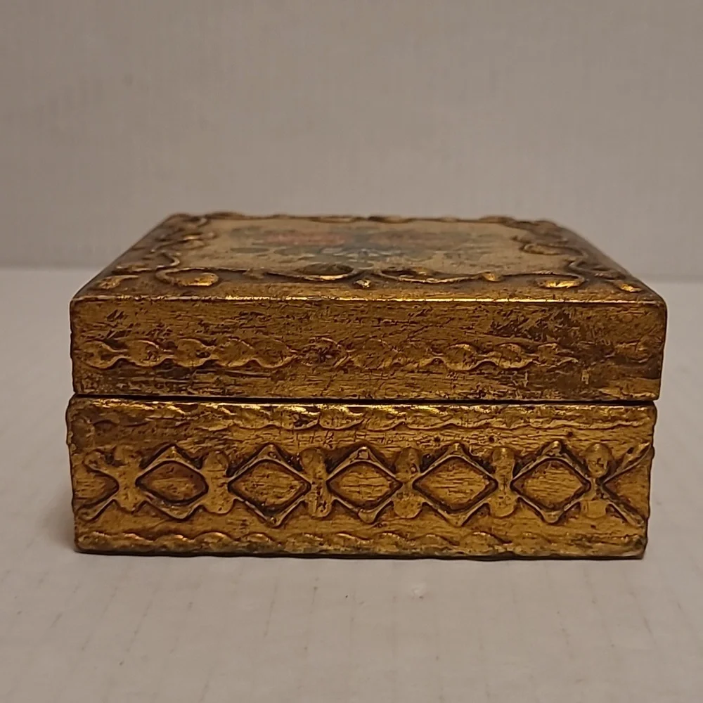 Beautiful Vintage Hand Painted Wooden Florentia Box